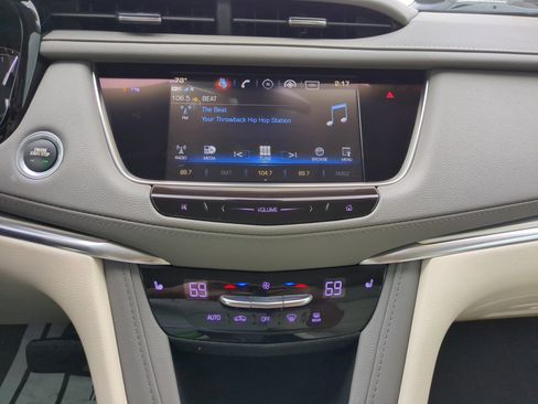 Used 2019 Cadillac XT5 Luxury image 22