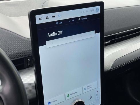 Certified 2022 Ford Mustang Mach-E Select image 17