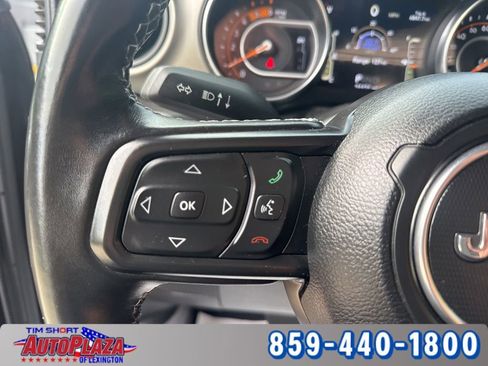 Used 2021 Jeep Gladiator Sport image 33