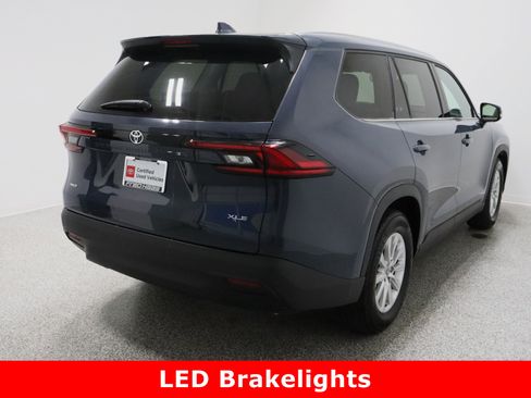 Certified 2025 Toyota Grand Highlander AWD image 7