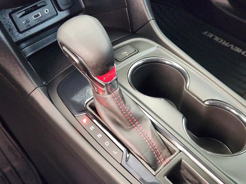 Used 2023 Chevrolet Equinox RS w/ RS Leather Package image 21