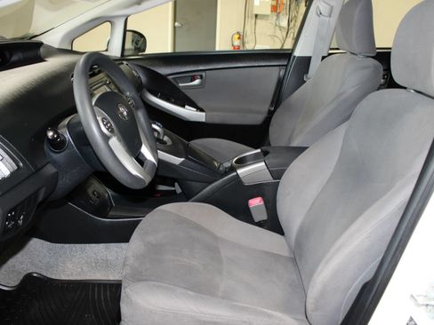 Used 2013 Toyota Prius Two FWD image 21
