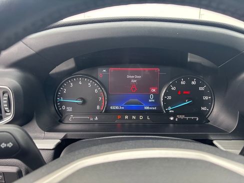 Used 2022 Ford Explorer XLT w/ Equipment Group 202A image 19