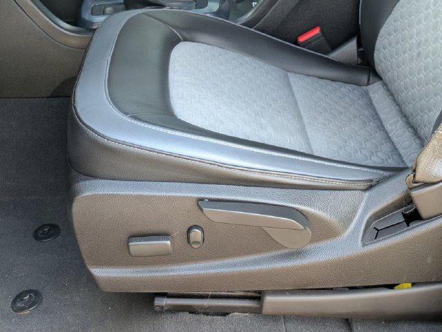 Used 2022 Chevrolet Colorado Z71 RWD image 17
