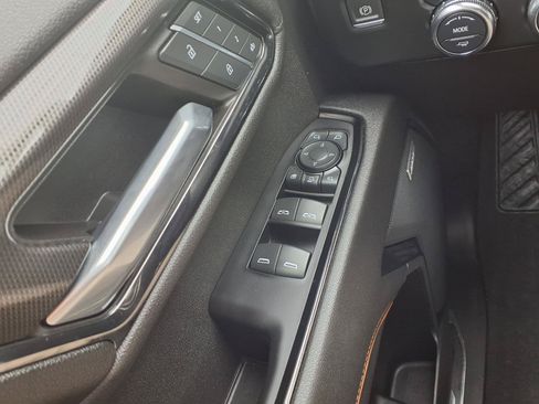 Used 2024 GMC Sierra 2500 AT4 w/ AT4 Premium Plus Package AWD/4WD image 12