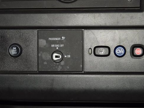 Used 2025 Chevrolet Express 3500 LS image 19