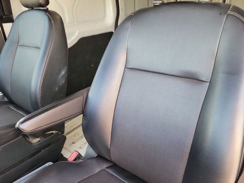 Used 2022 Ford Transit 250 Medium Roof image 5