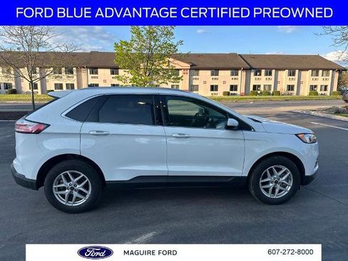 Certified 2024 Ford Edge SEL w/ Convenience Package AWD/4WD image 4
