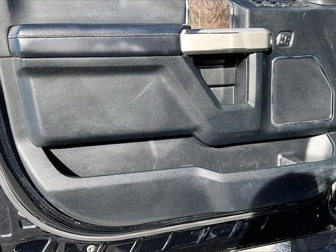 Used 2017 Ford F450 Lariat w/ Chrome Package image 21