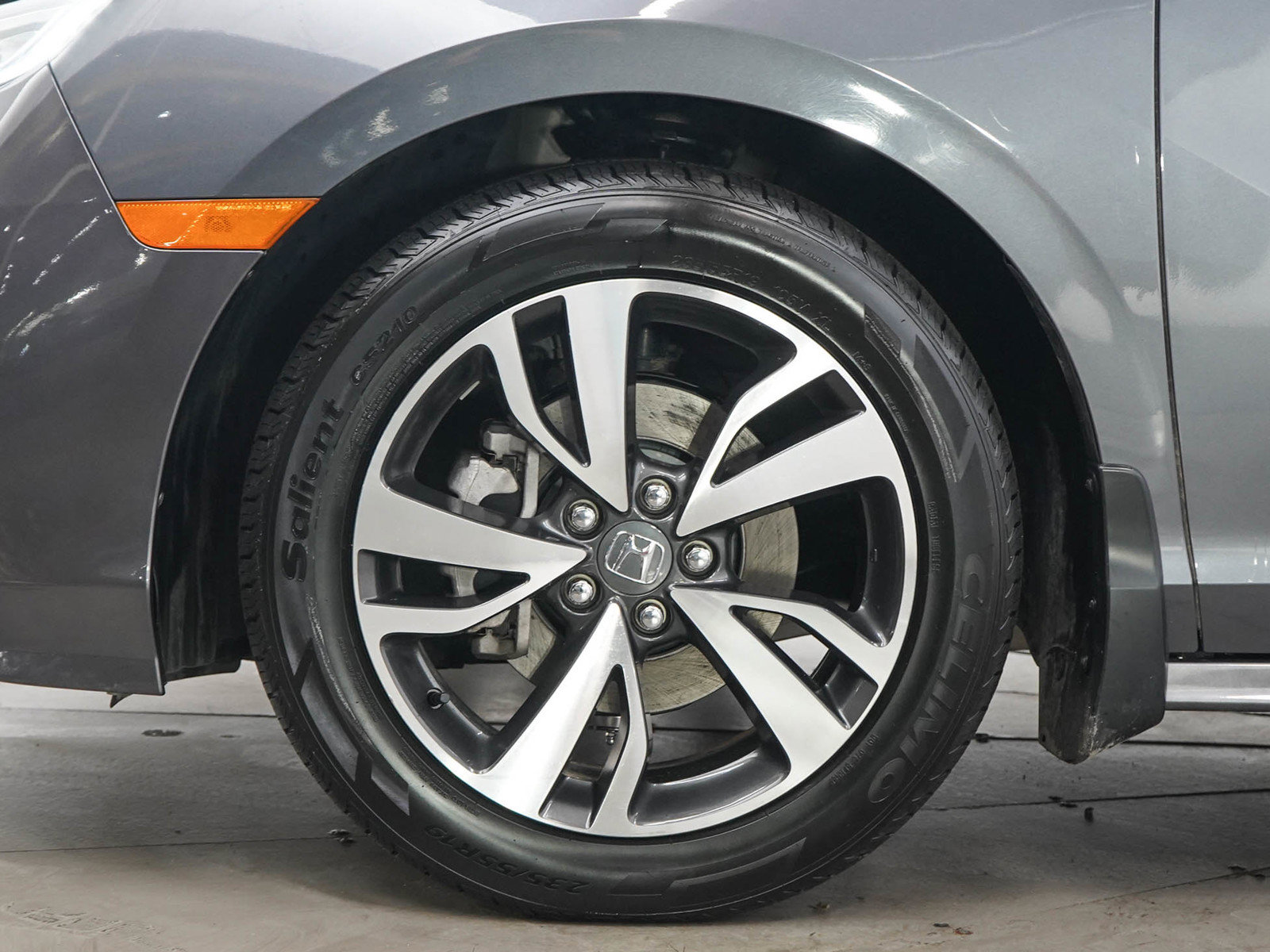 Used 2024 Honda Odyssey Touring image 35