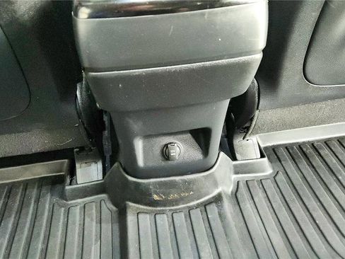 Used 2022 Kia Telluride EX w/ EX Premium Package image 31