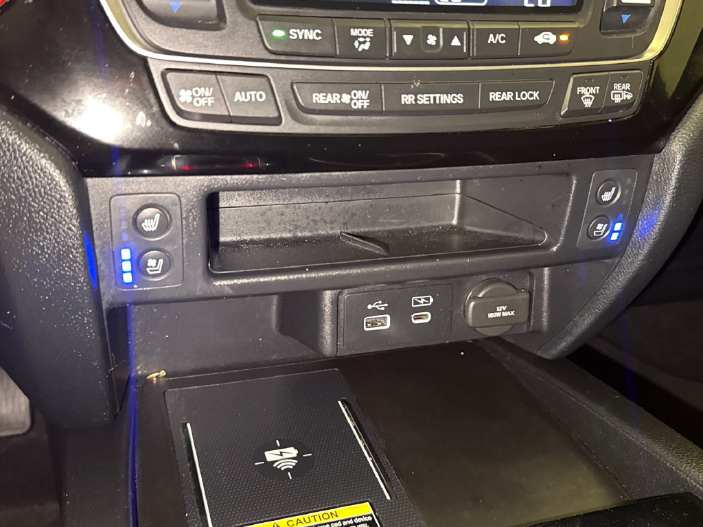 Certified 2024 Honda Passport Black Edition image 30