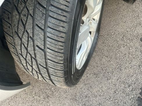 Used 2009 Honda Accord EX-L image 9