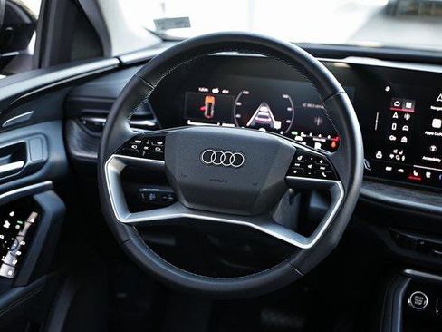 Certified 2025 Audi Q5 Premium Plus w/ Premium Plus image 27