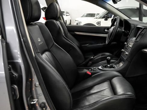 Used 2012 INFINITI G37 Sport image 37
