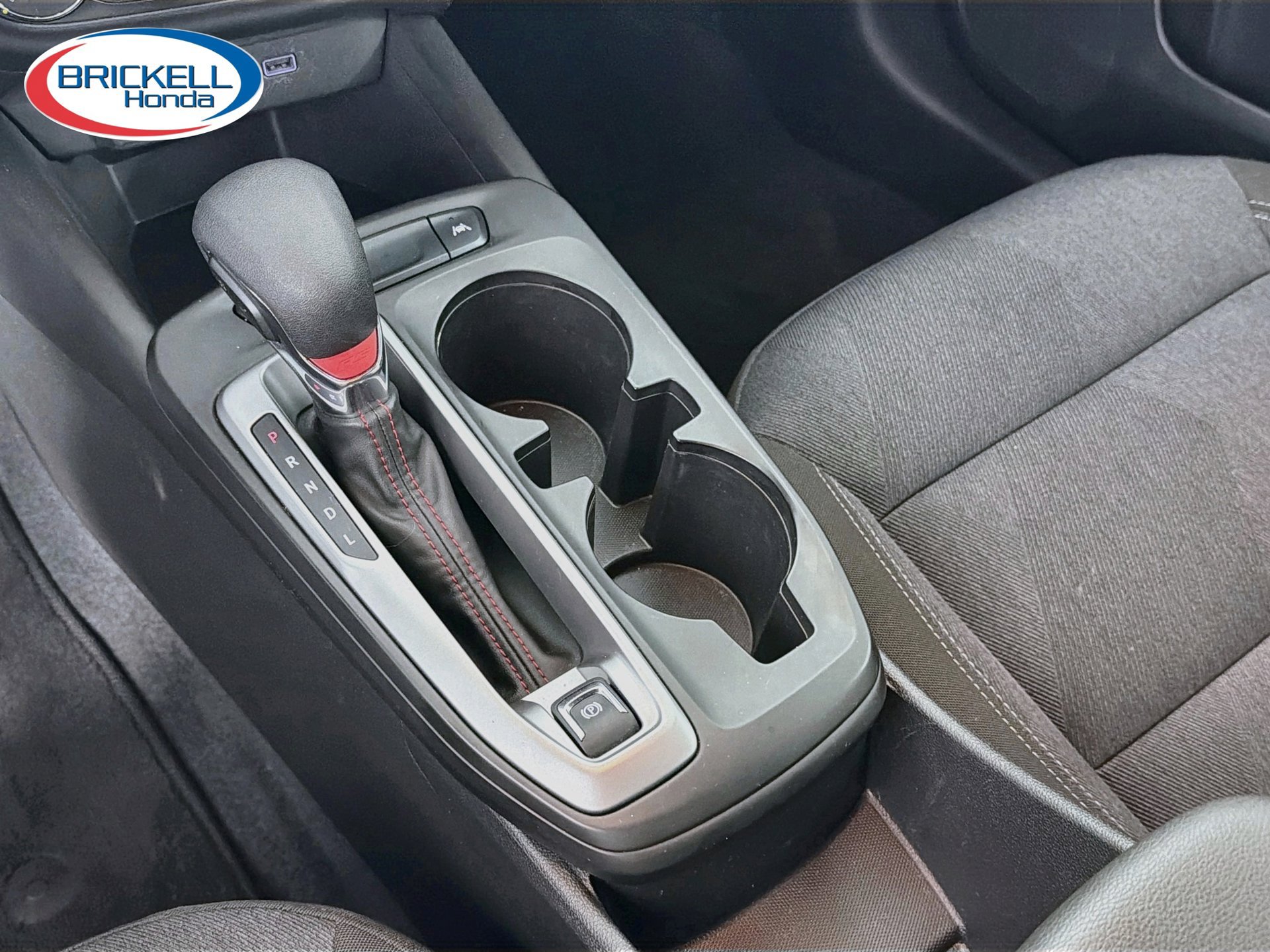 Used 2024 Chevrolet Trax RS FWD image 26