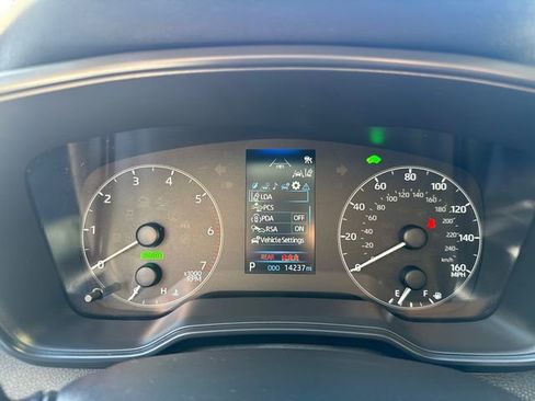 Used 2023 Toyota Corolla LE image 31