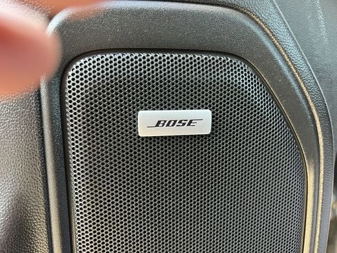 Used 2021 Chevrolet Silverado 1500 LT Trail Boss w/ Convenience Package II image 12