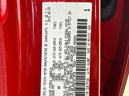 Certified 2025 Toyota Tacoma SR5 AWD/4WD image 24