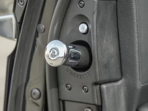 Certified 2016 Rolls-Royce Ghost Extended Wheelbase image 34