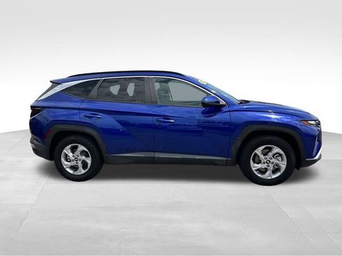 Used 2022 Hyundai Tucson SEL w/ Cargo Package FWD image 2