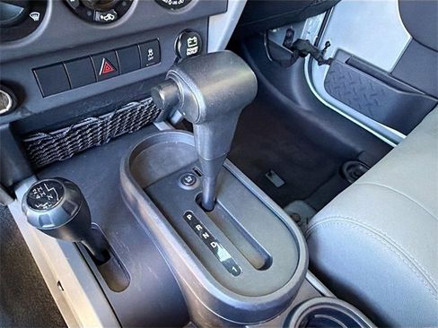 Used 2010 Jeep Wrangler Unlimited Sport image 26