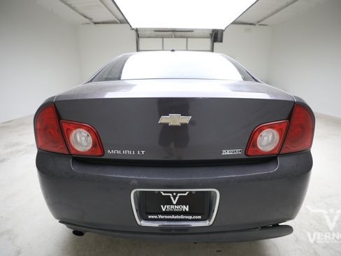 Used 2010 Chevrolet Malibu LT FWD image 3