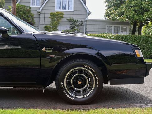 Used 1987 Buick Regal Coupe RWD image 11
