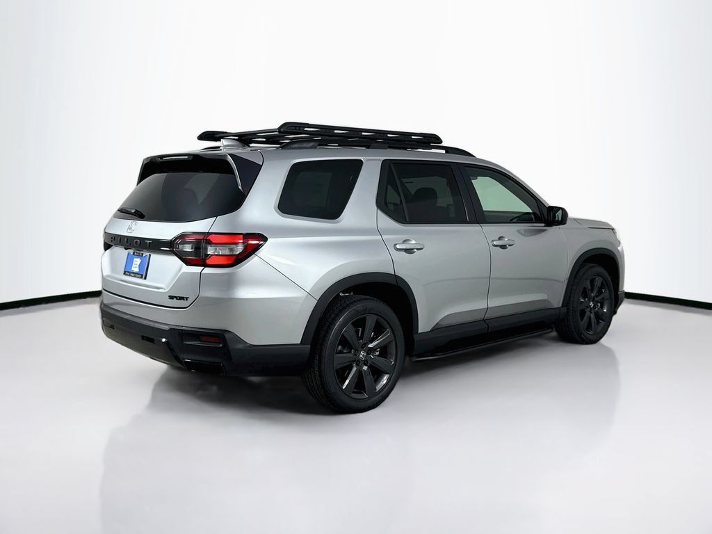 New 2026 Honda Pilot Sport image 7