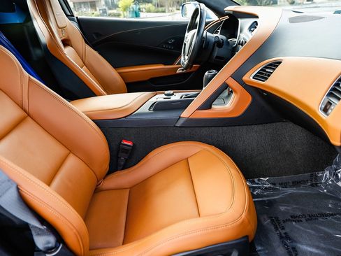 Used 2016 Chevrolet Corvette Z06 w/ 3LZ Preferred Equipment Group image 14