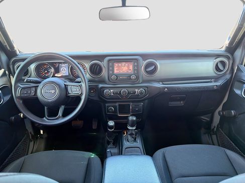 Used 2021 Jeep Wrangler Unlimited Sport AWD/4WD image 16