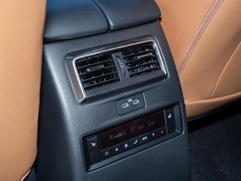 Used 2025 MAZDA CX-70 3.3 Turbo S w/ Premium Plus image 14