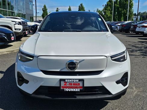 Used 2023 Volvo C40 P8 Recharge Ultimate image 2