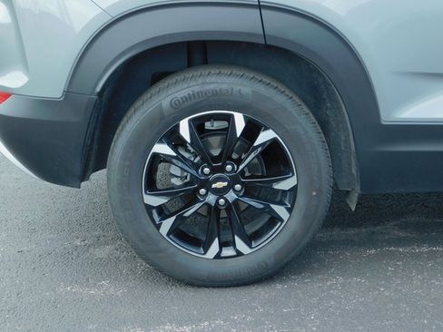 Used 2023 Chevrolet TrailBlazer LT w/ Convenience Package image 11