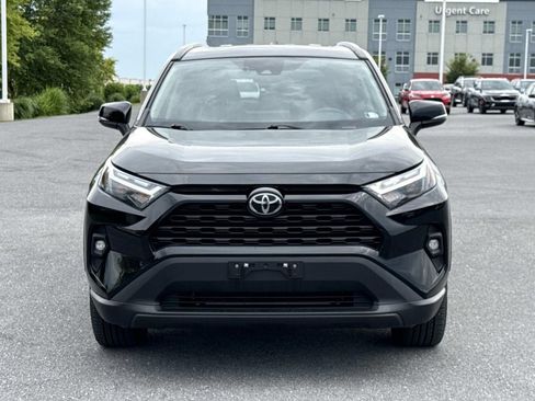 Used 2023 Toyota RAV4 XLE Premium AWD/4WD image 29
