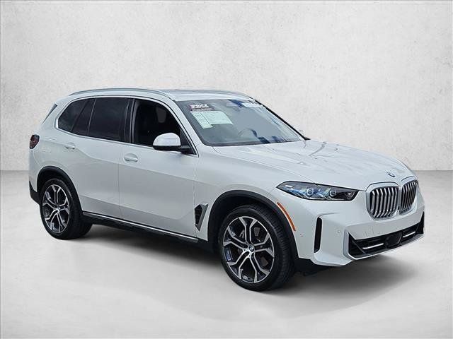 Certified 2026 BMW X5 xDrive40i w/ Premium Package AWD/4WD image 3