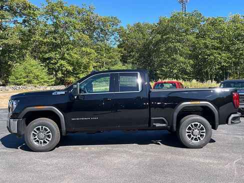 New 2026 GMC Sierra 2500 SLE w/ SLE Value Package; AWD/4WD image 2