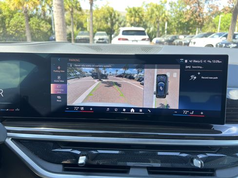 Certified 2024 BMW X5 xDrive40i w/ Executive Package image 25