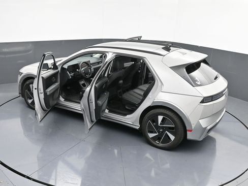 Used 2025 Hyundai Ioniq 5 Limited image 47