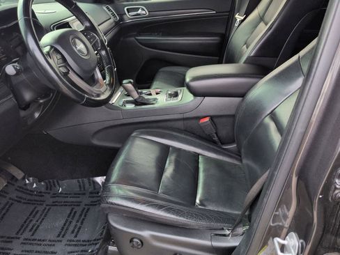 Certified 2020 Jeep Grand Cherokee Limited image 11