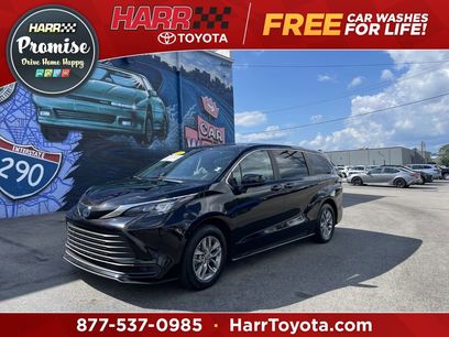 Used 2024 Toyota Sienna LE