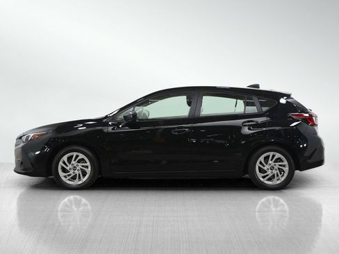 Used 2024 Subaru Impreza 2.0i AWD/4WD image 2