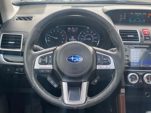 Used 2018 Subaru Forester 2.5i Touring AWD/4WD image 11