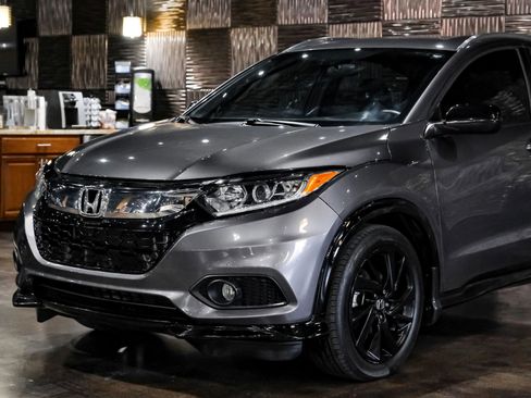 Used 2022 Honda HR-V Sport image 7