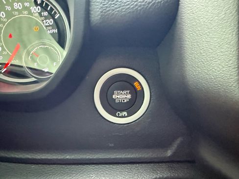 Used 2019 RAM 1500 Big Horn image 16