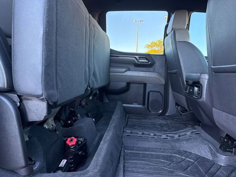 Used 2023 Chevrolet Silverado 1500 ZR2 image 26