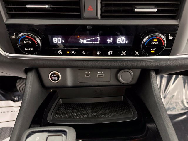 Used 2023 Nissan Rogue SV w/ SV Premium B Package FWD image 27