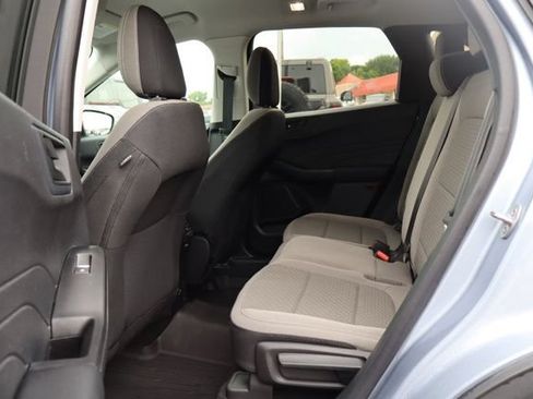 Used 2022 Ford Escape SE w/ Cold Weather Package AWD/4WD image 28