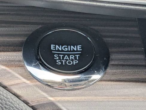 Certified 2024 Ford Explorer Limited w/ Limited Technology Package RWD image 30