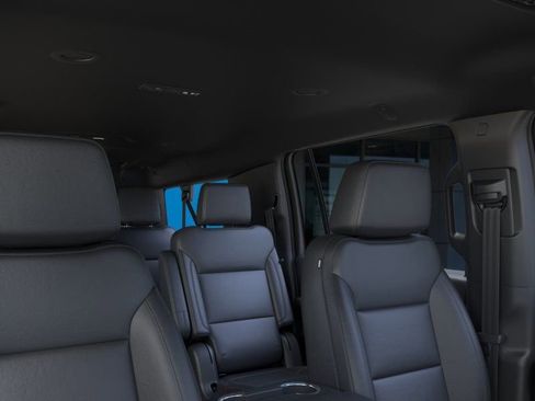 New 2026 Chevrolet Suburban LT w/ Comfort Package RWD image 24